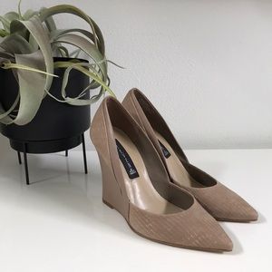 Beige Steve Madden snake pointed toe wedge heels